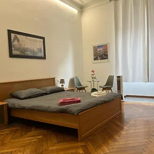 Bilocale Zona Citta' Studi Milán